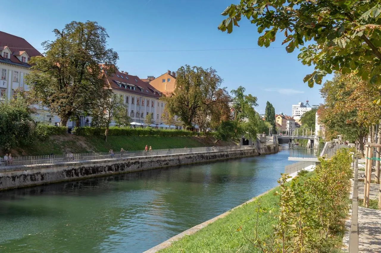 City Center Apartment With Parking Ljubljana