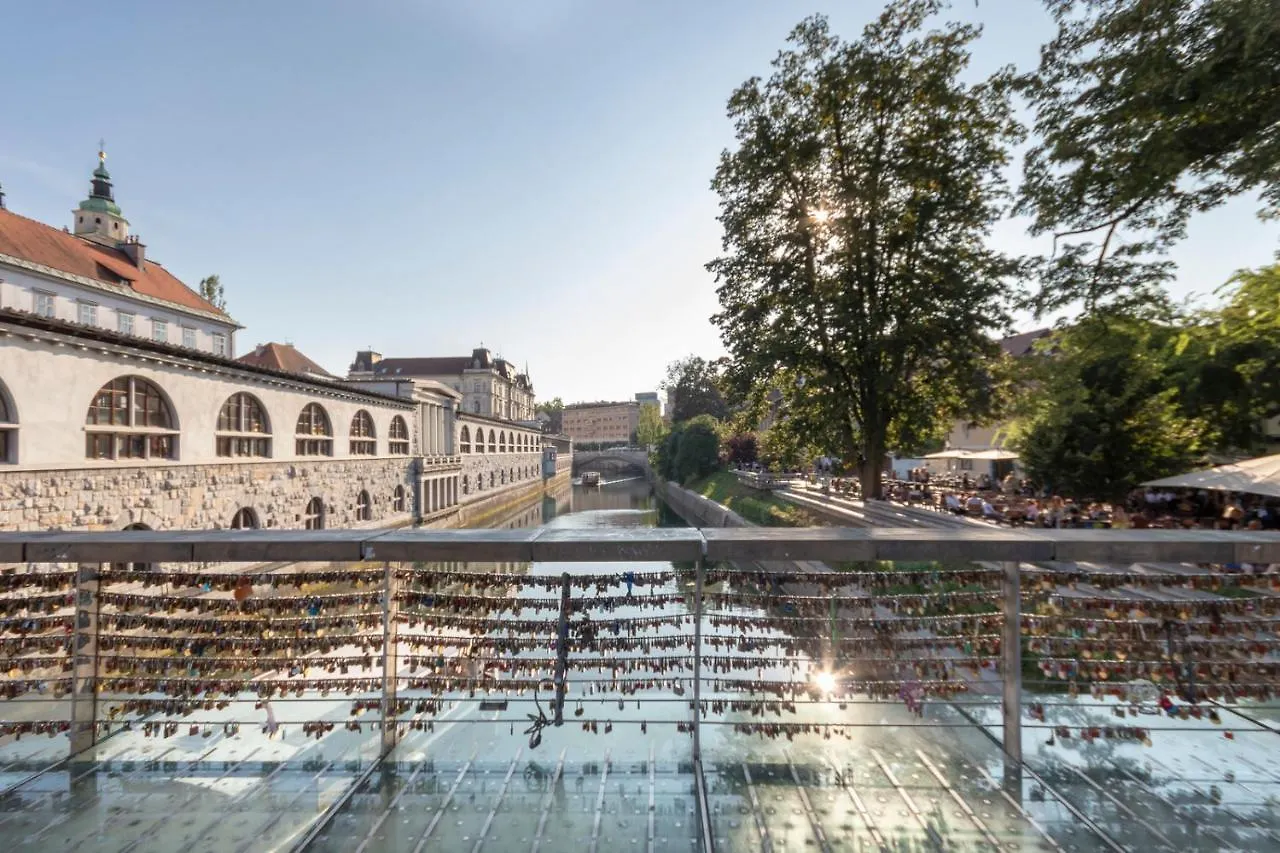 City Center Apartment With Parking Ljubljana