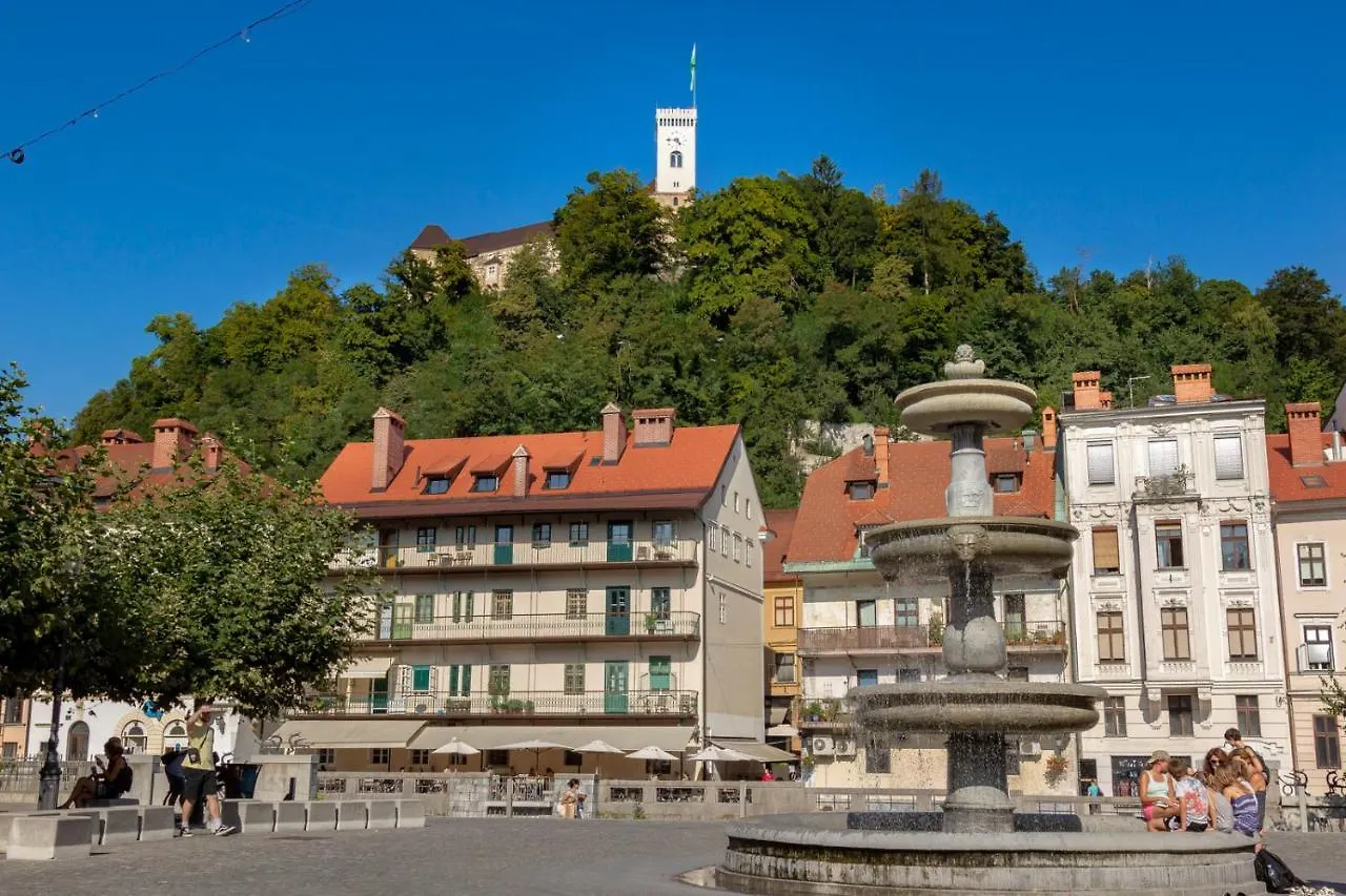 City Center Apartment With Parking Ljubljana